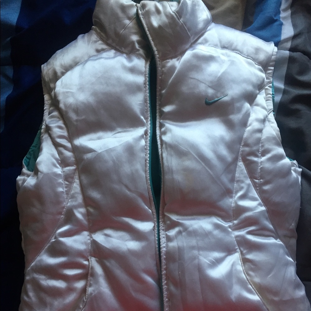 Nike reversible vest!